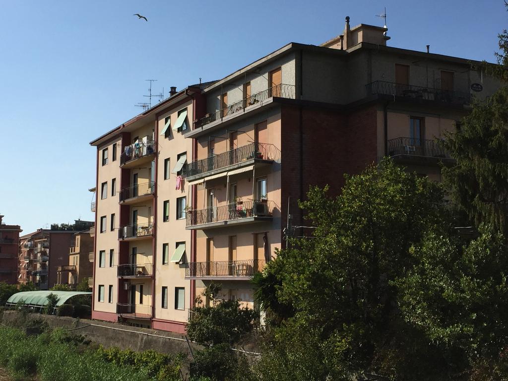 Appartamento Madeleine Levanto Bagian luar foto